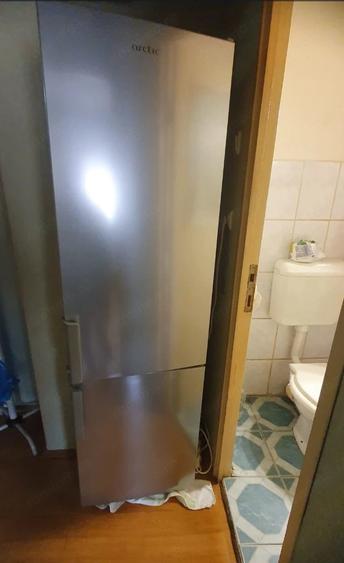 Inchiriez apartament 2 camere Calea Bucuresti - 1