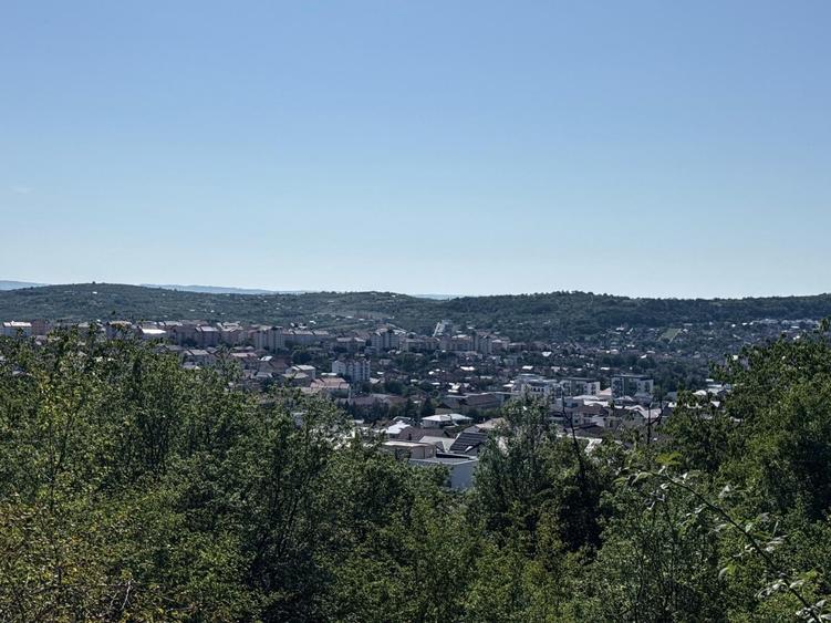 Teren Construcții intravilan de 1115 mp, în Central