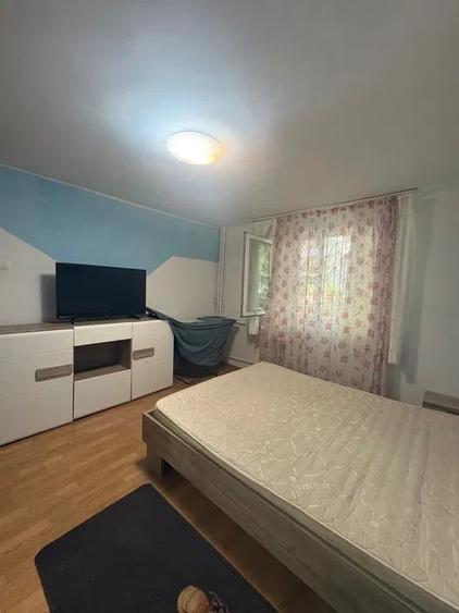 Garsonieră decomandată, mobilată în Tătărași
