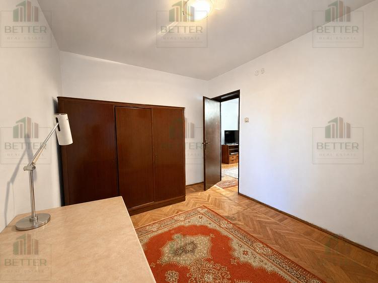 Apartament cu 3 camere semidecomandat în Titan