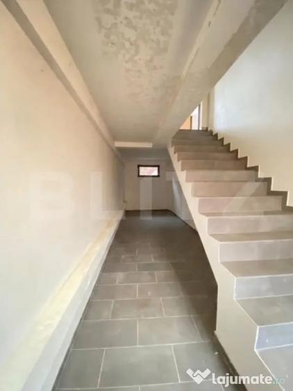 Apartament cu 2 camere semidecomandat în Moșnița Nouă