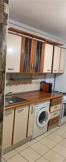 Apartament cu 3 camere în Pandurilor
