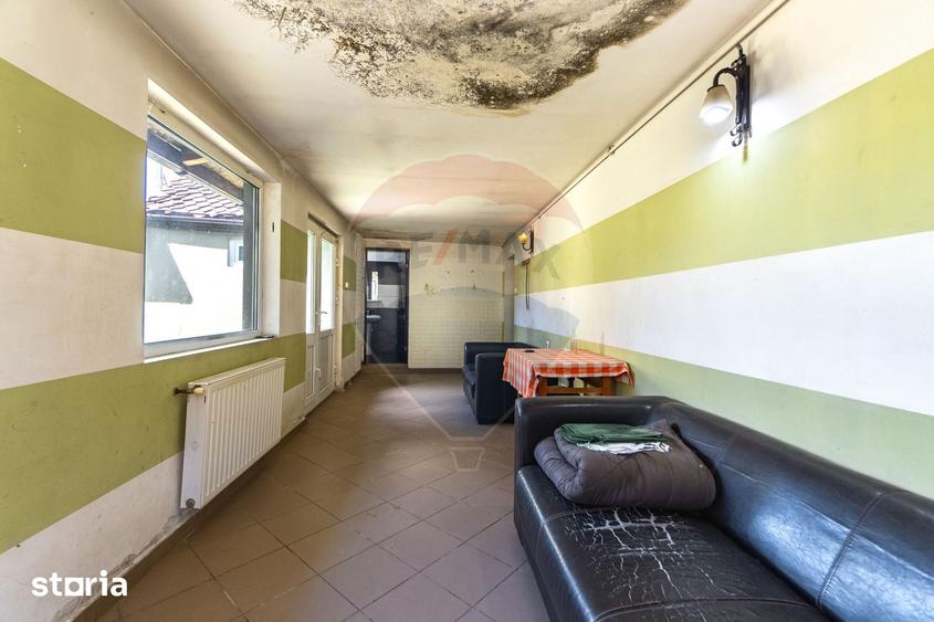 Casă cu 2 camere cu Teren 250 Mp în Cristian