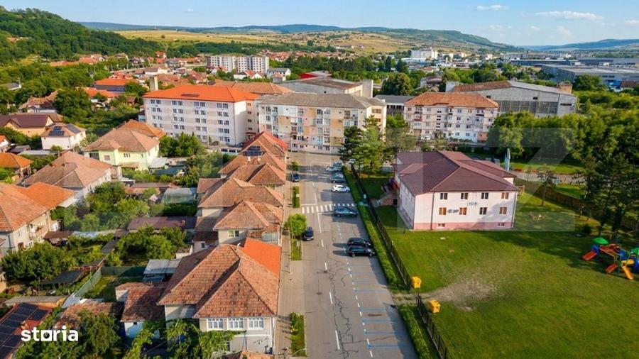 Casă cu 4 camere în Aronești