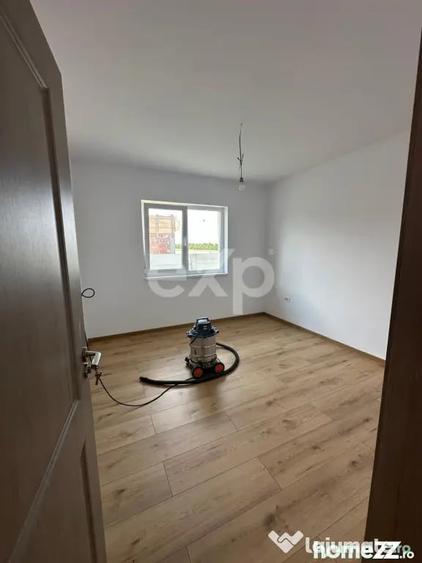 Casă cu 4 camere cu Teren 336 Mp în Clinceni