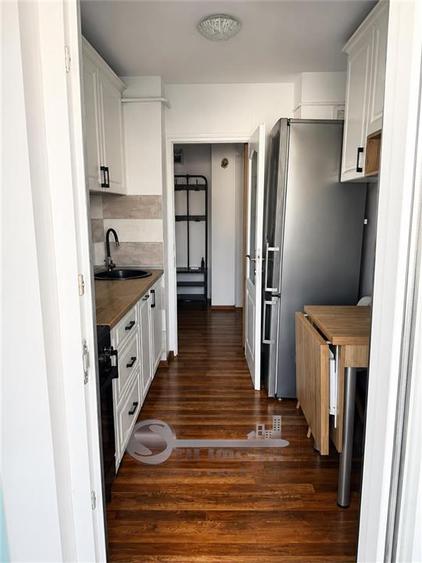 Apartament cu 2 camere decomandat în Galata