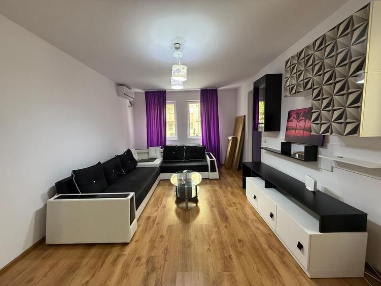 Apartament cu 2 camere decomandat, mobilat în Central