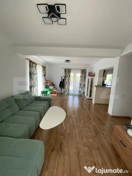 Casă cu 4 camere cu Teren 410 Mp în Sud