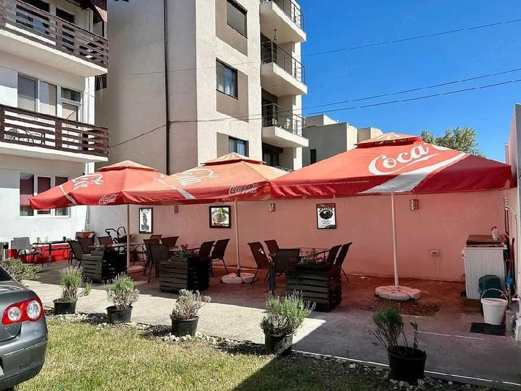 Casă cu 12 camere cu Teren 2000 Mp în Nord
