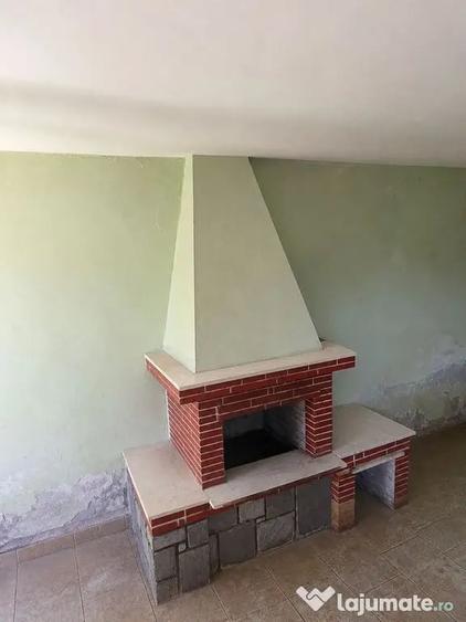 Casă cu 4 camere cu Teren 500 Mp în Teșila