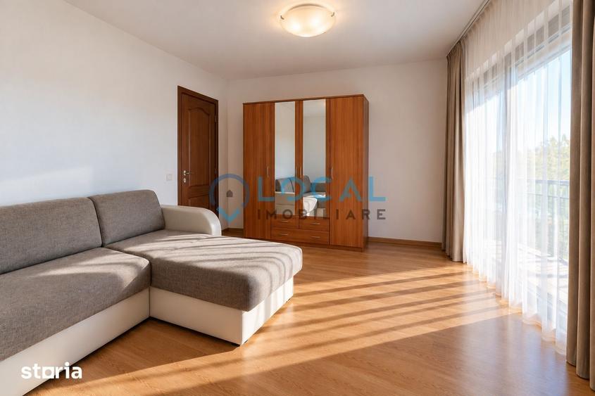 Apartament cu 3 camere semidecomandat în Între Lacuri