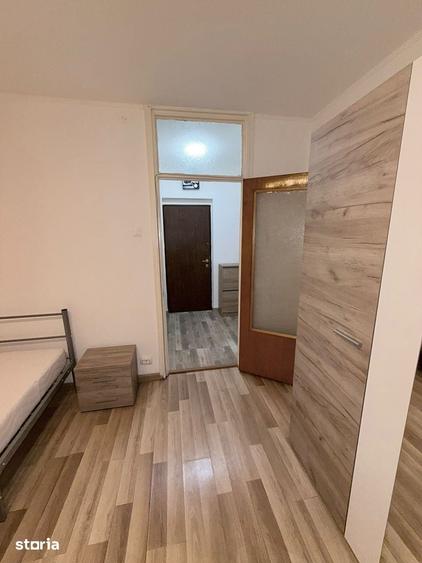 Garsonieră în Vatra Luminoasă