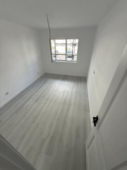 Apartament cu 2 camere decomandat în Chiajna