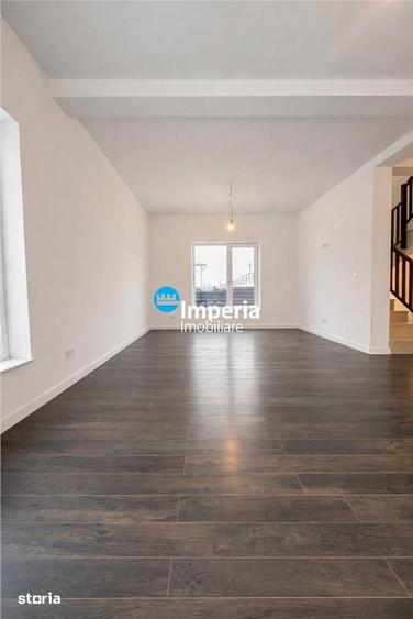 Casă cu 4 camere cu Teren 500 Mp în Valea Adâncă