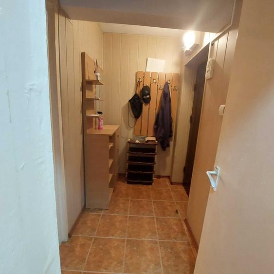 Apartament cu 2 camere decomandat în Războieni