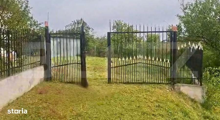Casă cu 4 camere cu Teren 2300 Mp în Gura Șuții