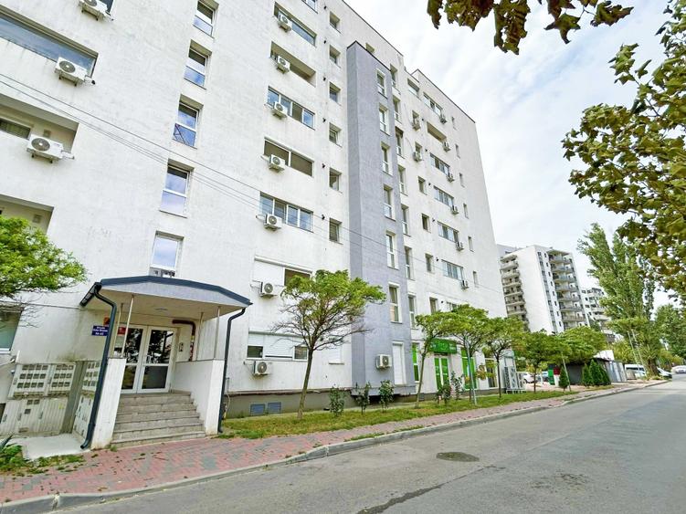 Apartament cu 2 camere semidecomandat în Cățelu