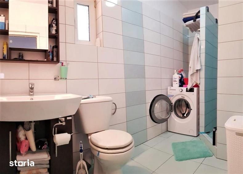 Casă cu 4 camere cu Teren 77 Mp în Florești