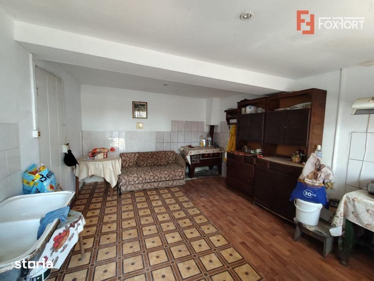 Casă cu 3 camere cu Teren 574 Mp în Est