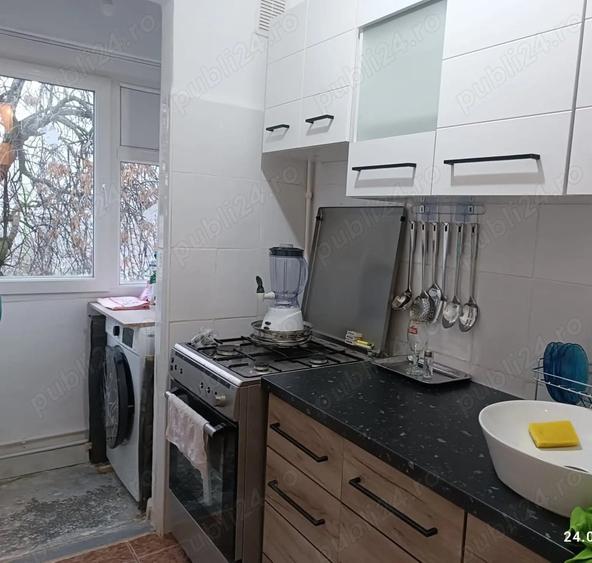 Apartament cu 2 camere semidecomandat în Giurgiului