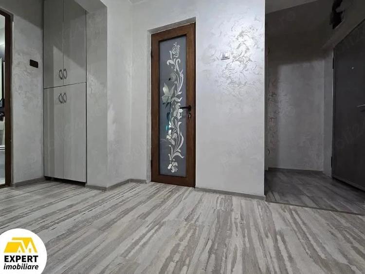 Apartament cu 2 camere decomandat în Școlilor