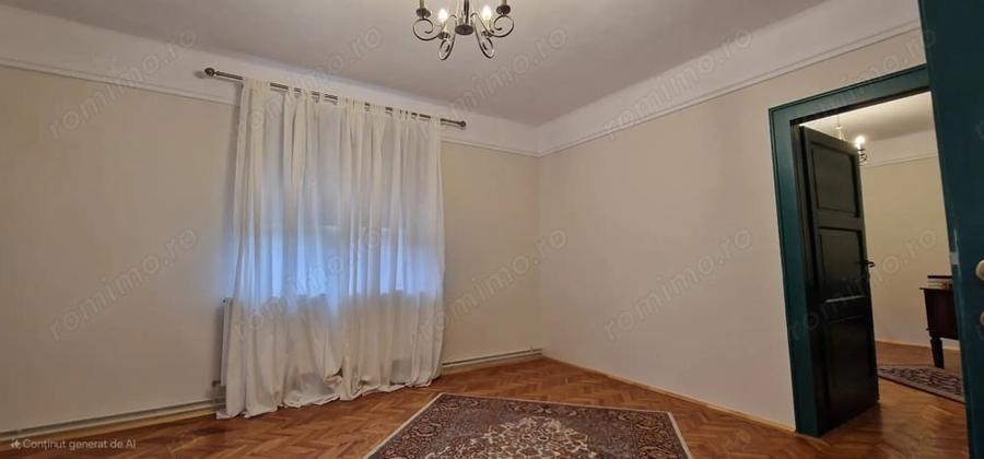 Casă cu 3 camere în Complex Studențesc