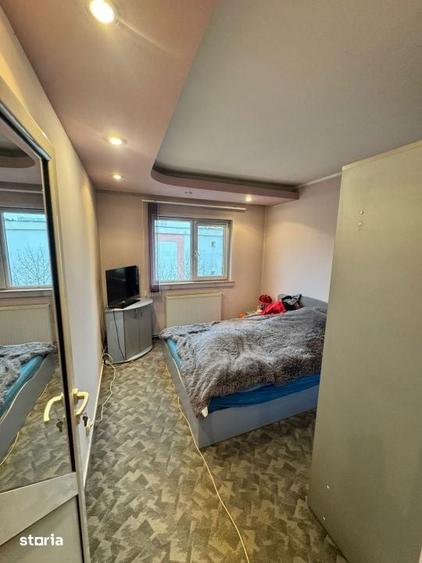 Apartament cu 4 camere decomandat în Central