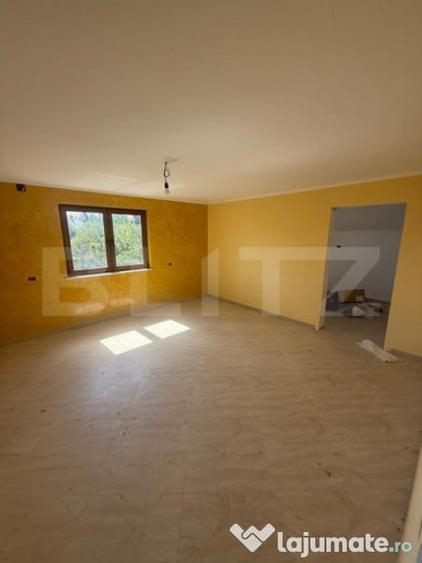 Casa cu etaj, 160 mp utili, 650 mp teren, Salcea - 2