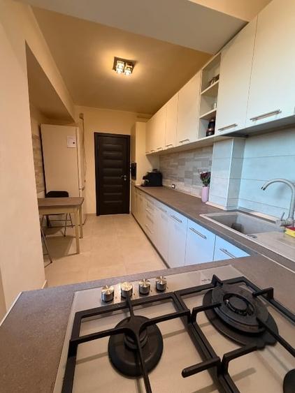 Apartament 3 camere - boxă proprietate - parcare proprietate - 7