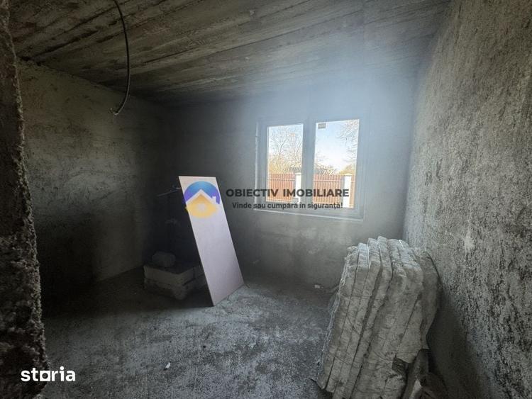 Casă cu 4 camere cu Teren 953 Mp în Girov