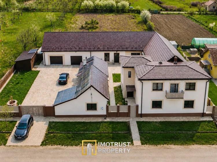 Casă cu 8 camere cu Piscina în Drauț