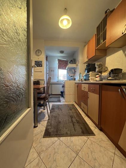 Apartament cu 2 camere semidecomandat, mobilat în Țiglina 2