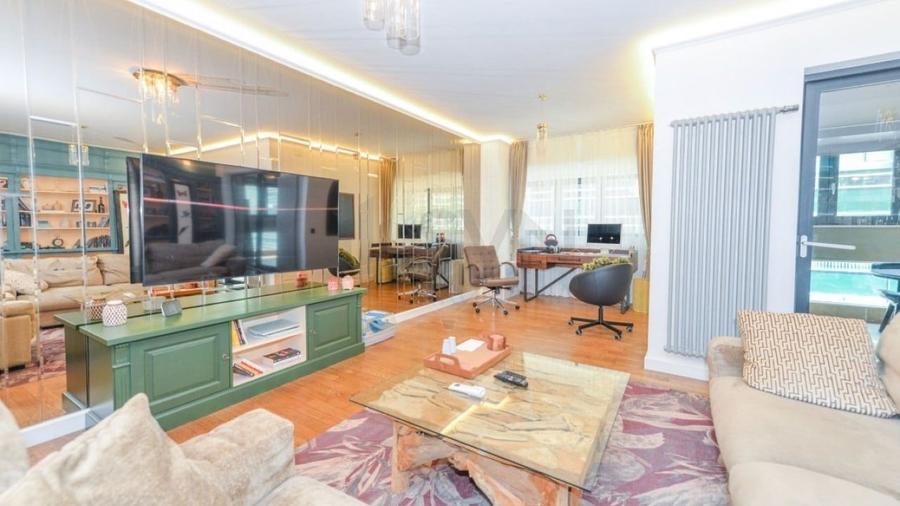 Apartament cu 3 camere decomandat, mobilat în Aviației