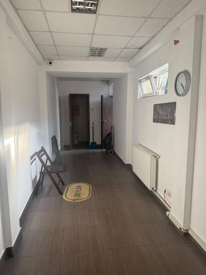 Spațiu comercial, de 25 mp, în Baba Novac