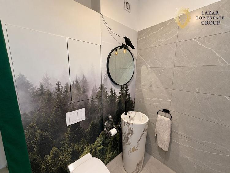 Apartament cu 3 camere semidecomandat, mobilat în UTA