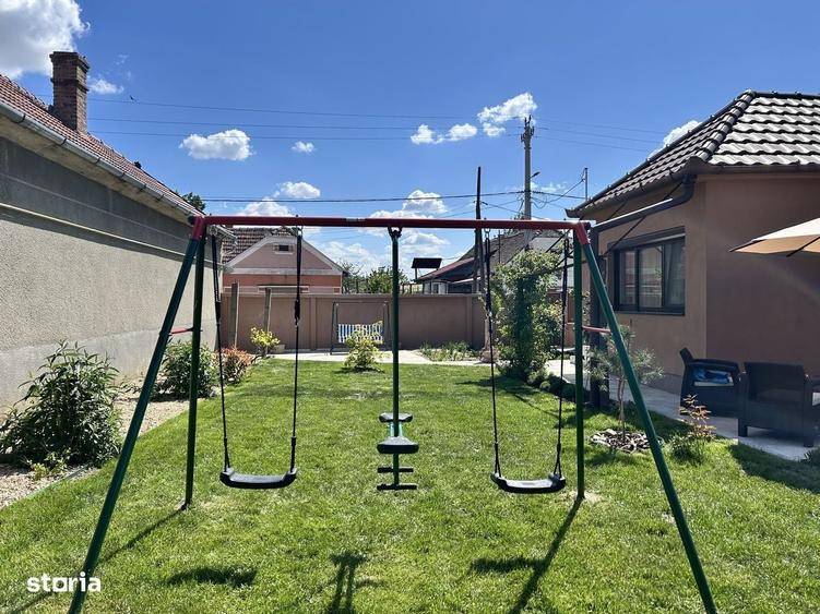 Casă cu 2 camere cu Teren 486 Mp în Central