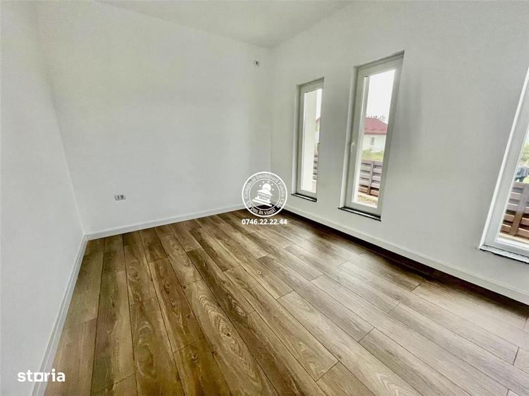 Casă cu 4 camere cu Teren 400 Mp în Miroslava