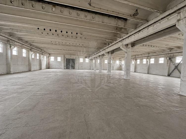 Spațiu industrial, de 2,200 mp, în Bereasca