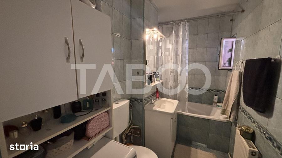 Apartament cu 2 camere decomandat în Vasile Aaron