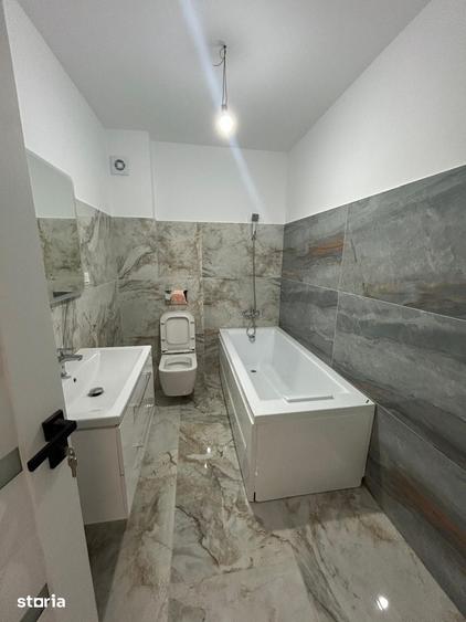 Apartament cu 2 camere decomandat în Rediu