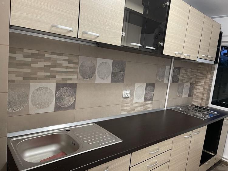 Apartament cu 2 camere semidecomandat în Ferentari