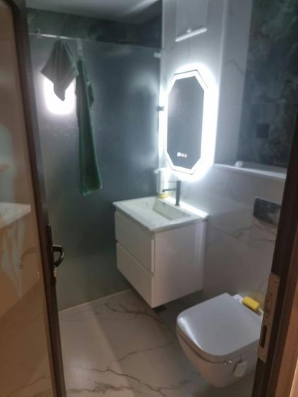 Apartament cu 2 camere decomandat în Micro 20