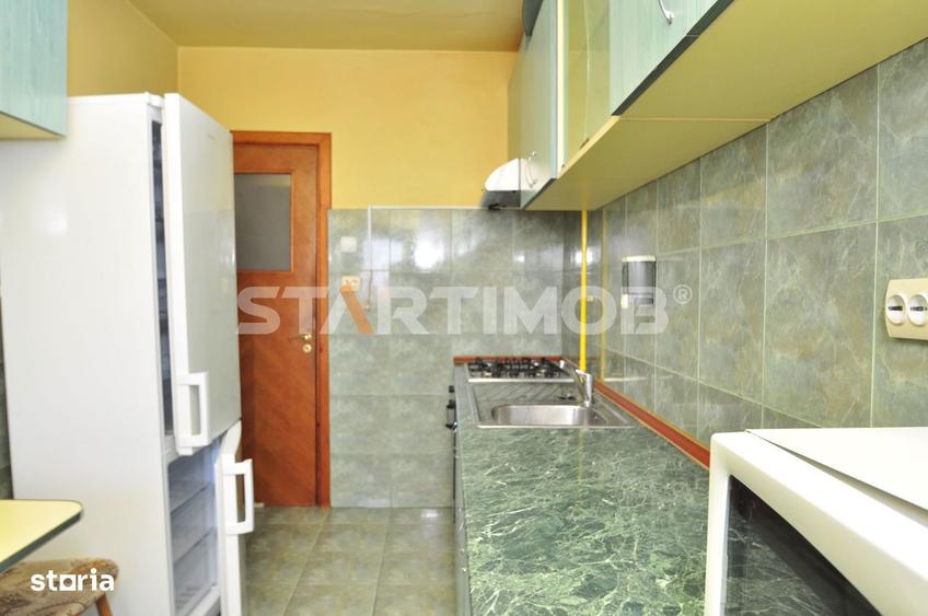 Apartament cu 2 camere decomandat, mobilat în Valea Cetății