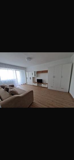 Apartament cu 2 camere decomandat în Titulescu