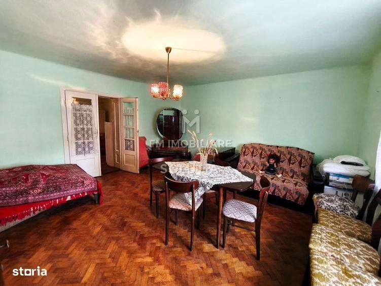 Casă cu 2 camere în Central