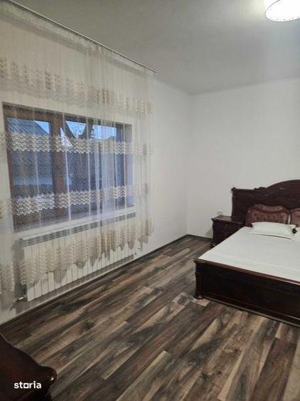 Casă cu 2 camere cu Teren 120 Mp în Păcurari