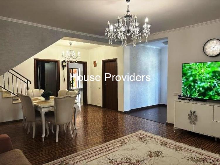 Casă individuală cu 5 camere cu Canalizare în Nord