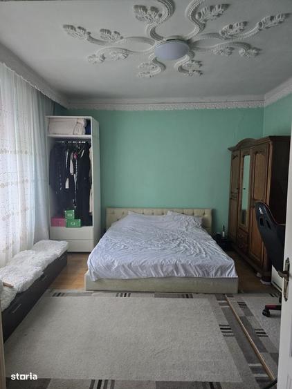 Casă cu 3 camere cu Teren 280 Mp în Central