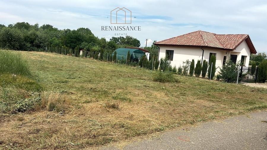 Teren Construcții intravilan de 892 mp, în Călacea
