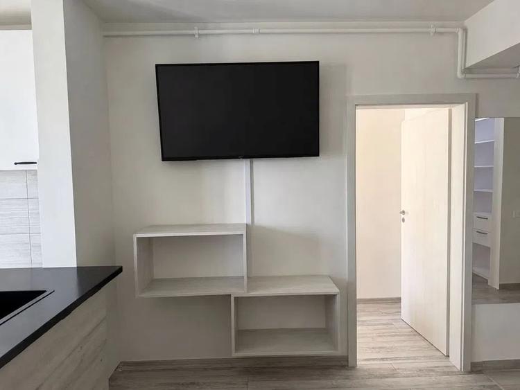Apartament cu 2 camere decomandat, mobilat în Tomis Plus